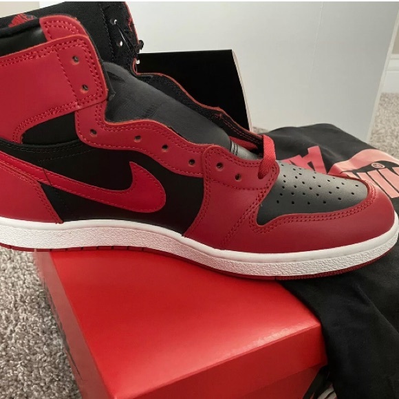 85VarsityXRetro1s - Picture 3 of 4